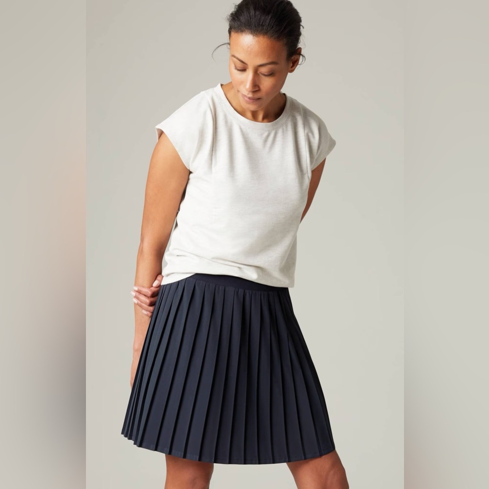 J. Jill Navy Pleated Skort